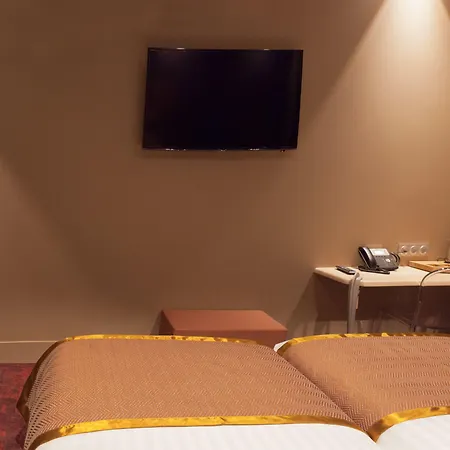 Sixteen Paris Hotel 4*