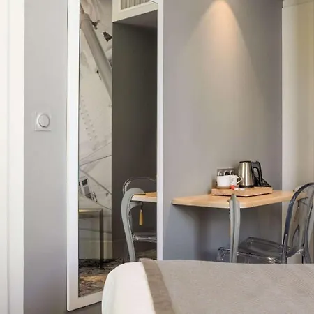 Hotel Sixteen Paris 4*