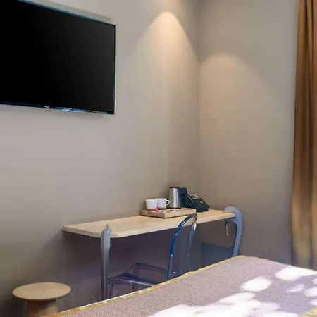 Hotel Sixteen Paris 4*