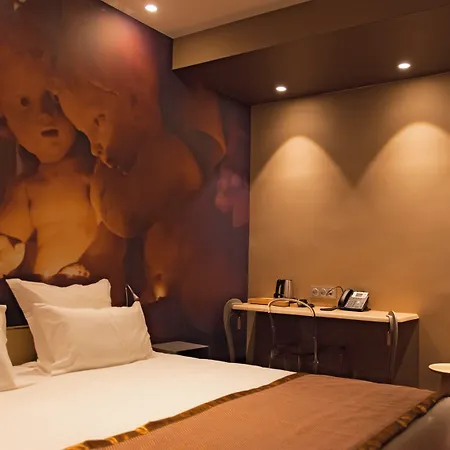 Sixteen Paris Hotel