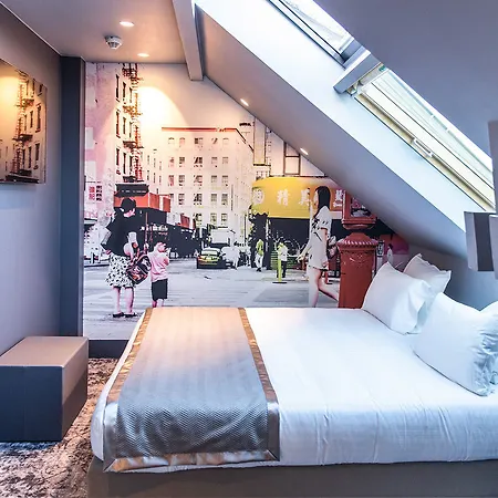 Sixteen Paris Montrouge