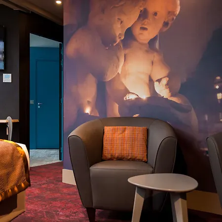 Hotel Sixteen Paris