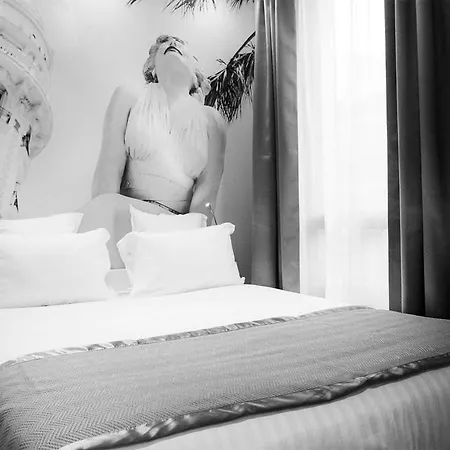 Sixteen Paris 3* Montrouge