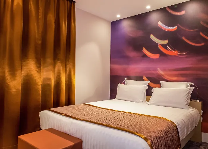 Sixteen Paris Hotel