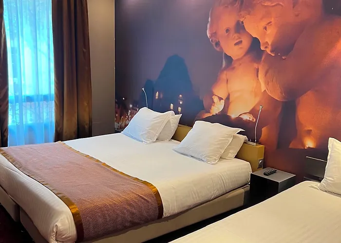 Sixteen Paris Hotel