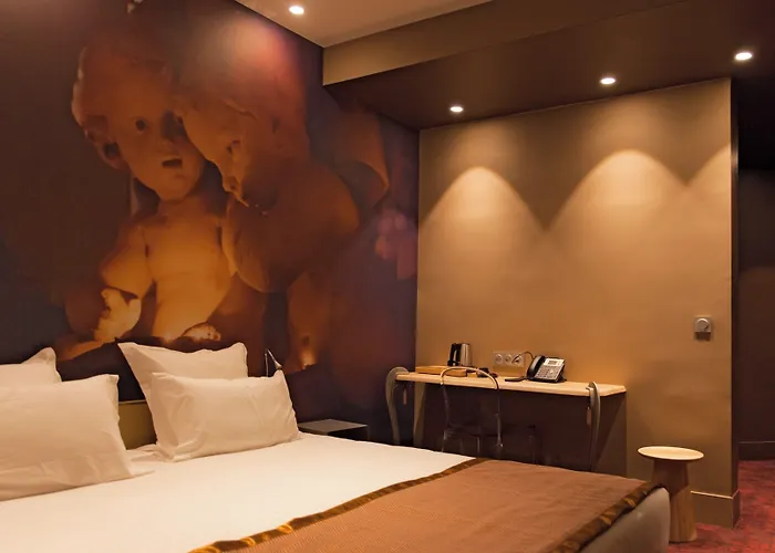 Sixteen Paris Hotel
