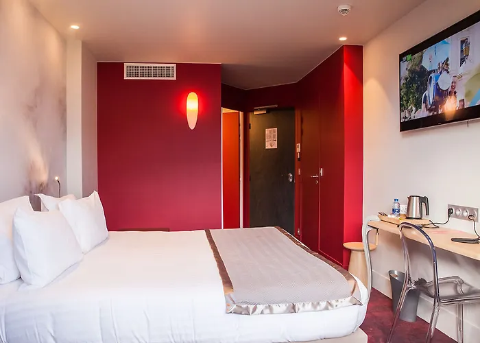 Sixteen Paris Hotel